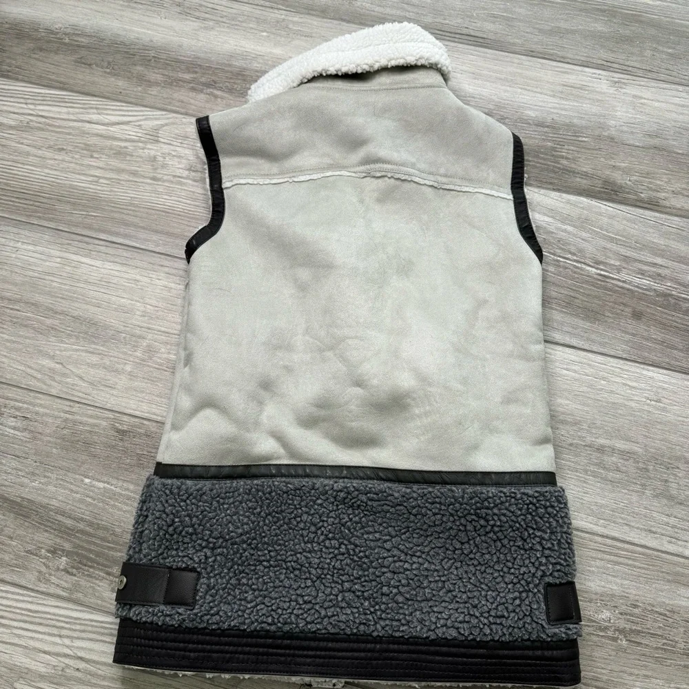 STELLA & Lorenzo Faux Shearling Moto Vest Size XS - Picture 14 of 16